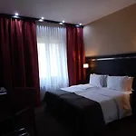 Delta In Hotel