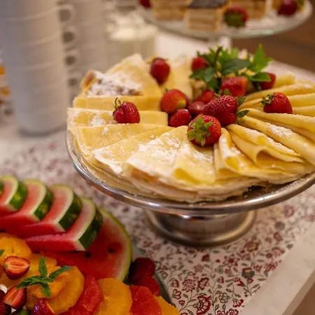 Отель Delta In 3*