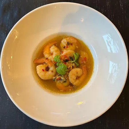 Delta In Дзержонюв