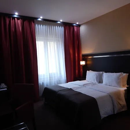 德尔塔因酒店 酒店