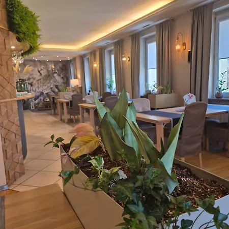 Hotel Delta In Dzierżoniów
