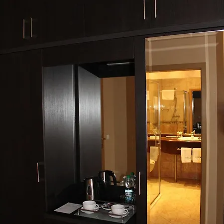 Hotel Delta In