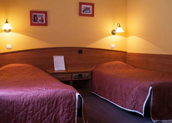 Delta In 3* Dzierżoniów